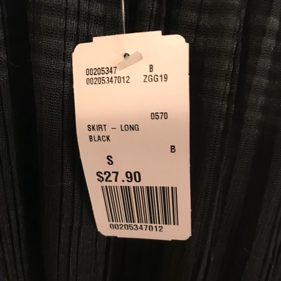 Forever 21 NWT Black Sheer/Square Print Maxi Skirt - Picture 11 of 11